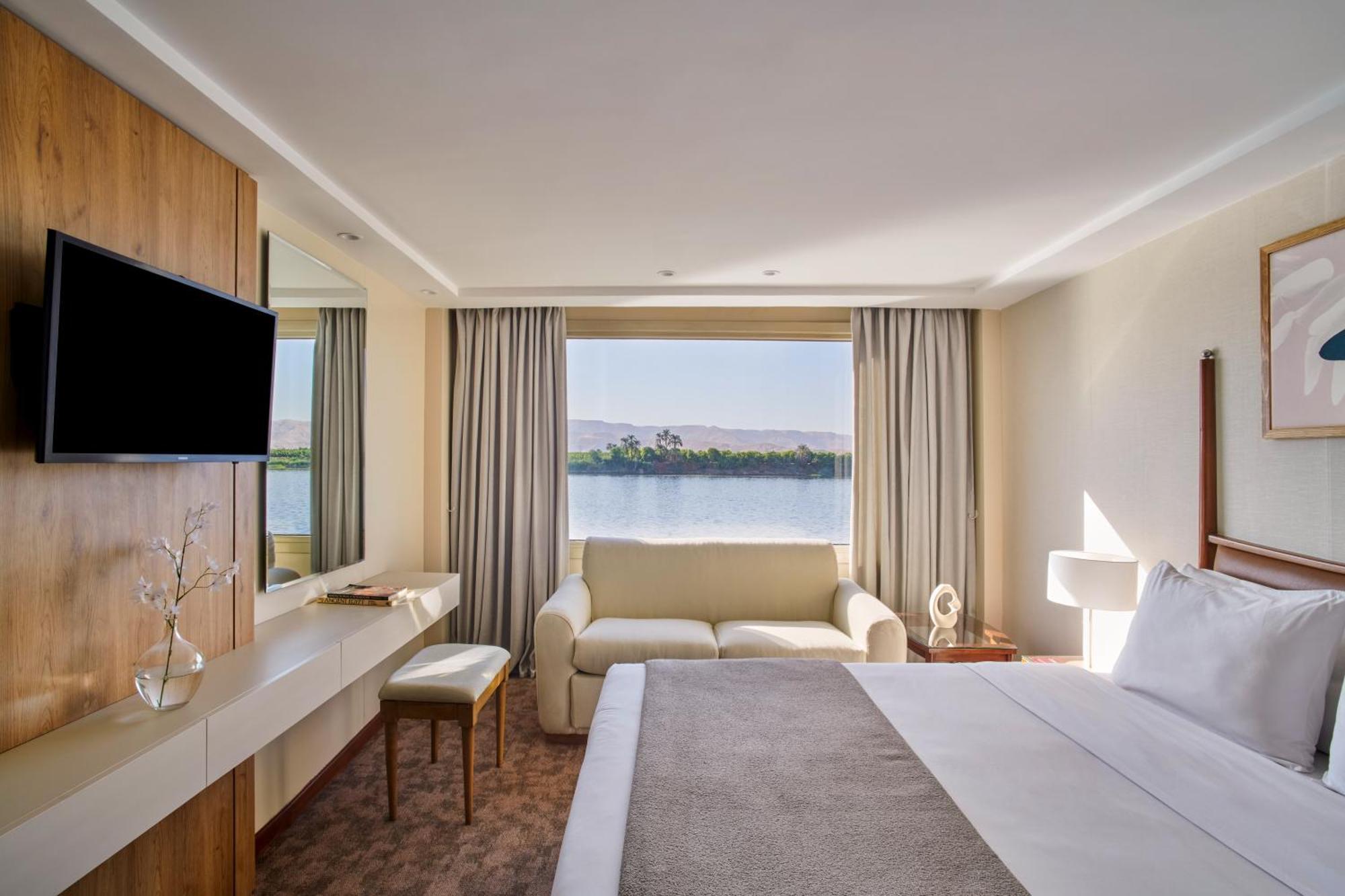 Moevenpick Royal Lotus Nile Cruise, Every Monday Four Nights From Luxor, Every Friday Three Nights From Aswan - Including Excursions & Sightseeing Luaran gambar