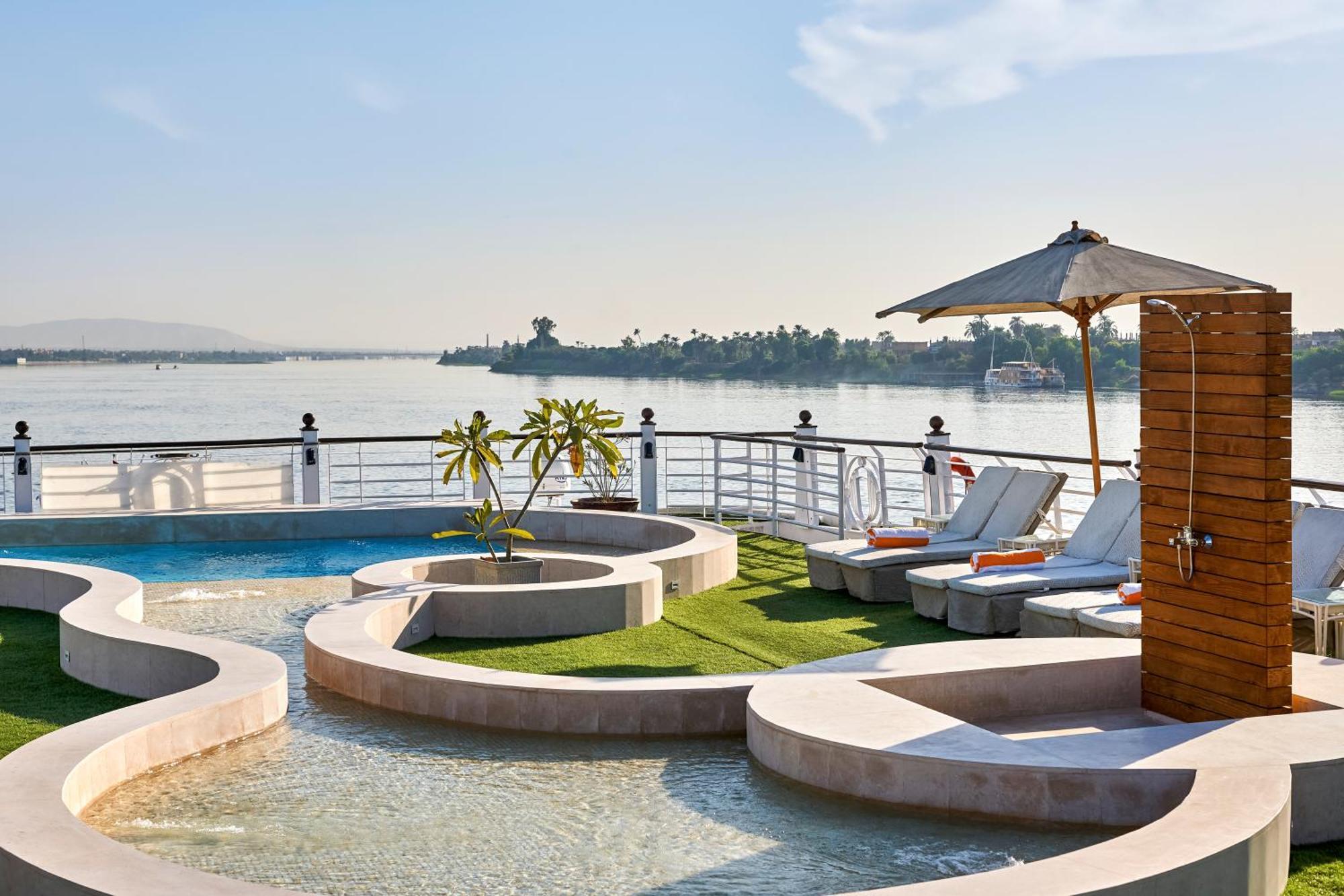 Moevenpick Royal Lotus Nile Cruise, Every Monday Four Nights From Luxor, Every Friday Three Nights From Aswan - Including Excursions & Sightseeing Luaran gambar