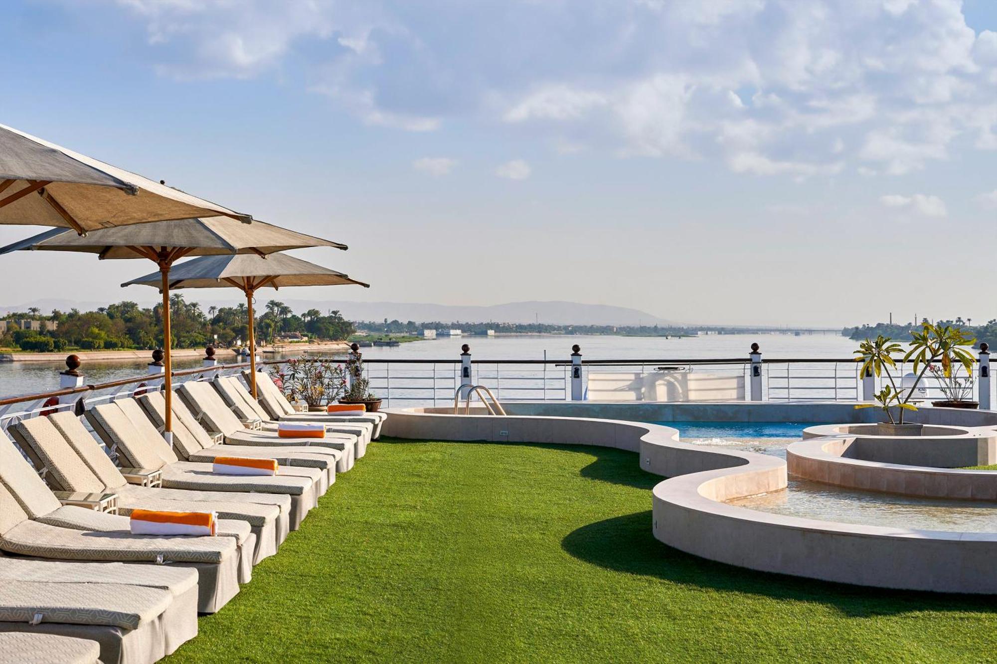 Moevenpick Royal Lotus Nile Cruise, Every Monday Four Nights From Luxor, Every Friday Three Nights From Aswan - Including Excursions & Sightseeing Luaran gambar