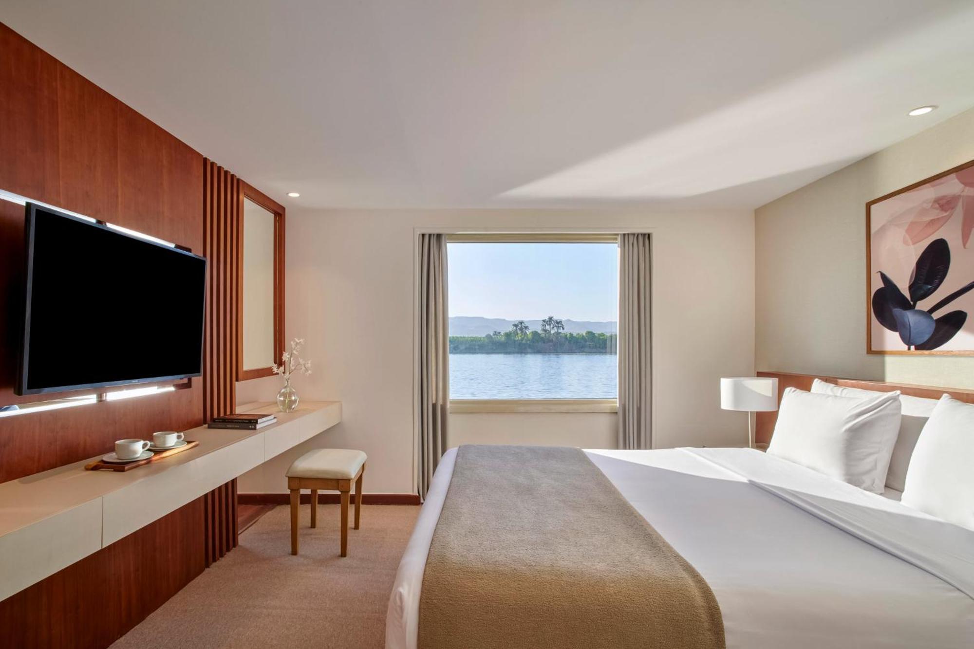 Moevenpick Royal Lotus Nile Cruise, Every Monday Four Nights From Luxor, Every Friday Three Nights From Aswan - Including Excursions & Sightseeing Luaran gambar